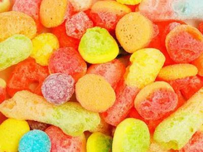 ساڙ، مٺو ۽ ميوو ڌماڪو: بهترين منجمد خشڪ مٺائي